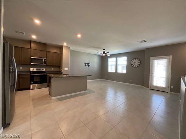 6230 Runestone Street, Las Vegas, NV 89113