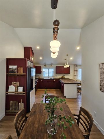 8724 N 14th Street, Kalamazoo, MI 49009