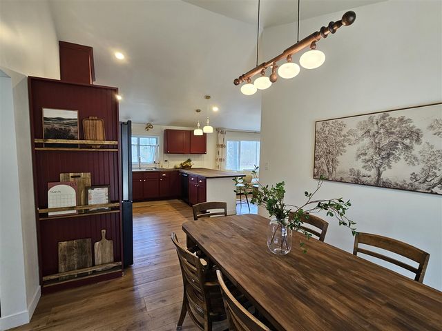 8724 N 14th Street, Kalamazoo, MI 49009