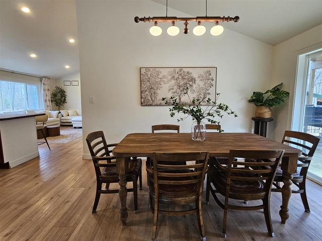 8724 N 14th Street, Kalamazoo, MI 49009