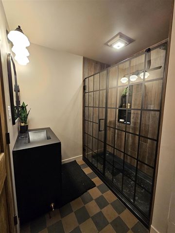 8724 N 14th Street, Kalamazoo, MI 49009