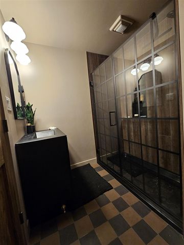 8724 N 14th Street, Kalamazoo, MI 49009