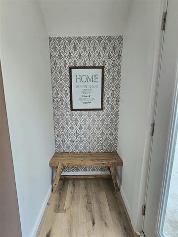 8724 N 14th Street, Kalamazoo, MI 49009