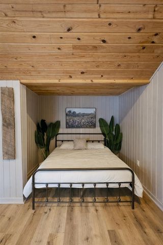 8724 N 14th Street, Kalamazoo, MI 49009