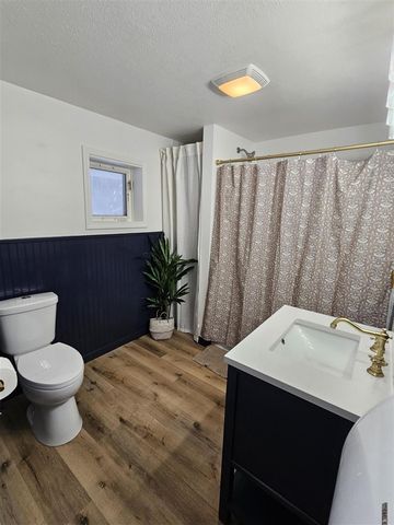 8724 N 14th Street, Kalamazoo, MI 49009