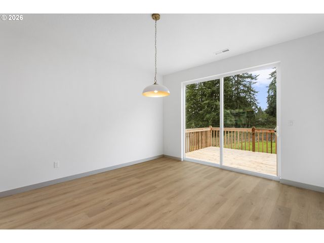 2333 W CASTLEMAN St, Longview, WA 98632