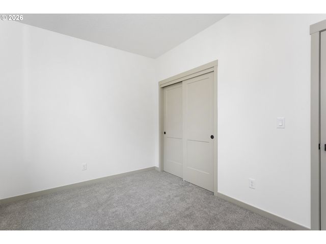 2333 W CASTLEMAN St, Longview, WA 98632