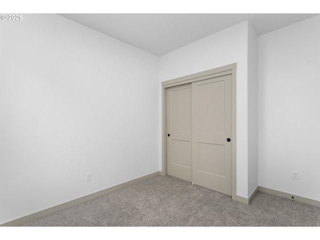 2333 W CASTLEMAN St, Longview, WA 98632