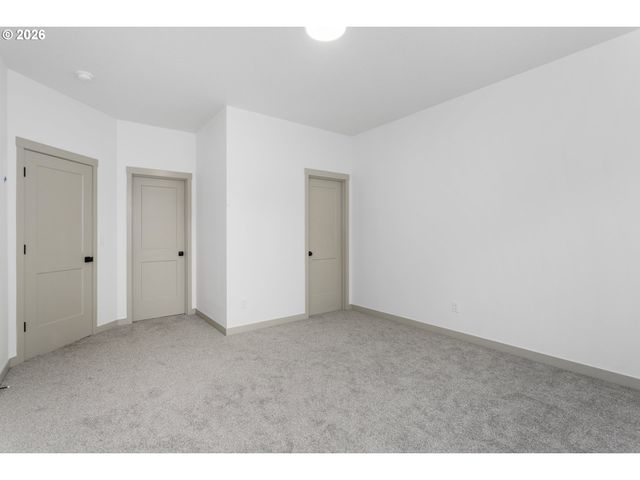 2333 W CASTLEMAN St, Longview, WA 98632