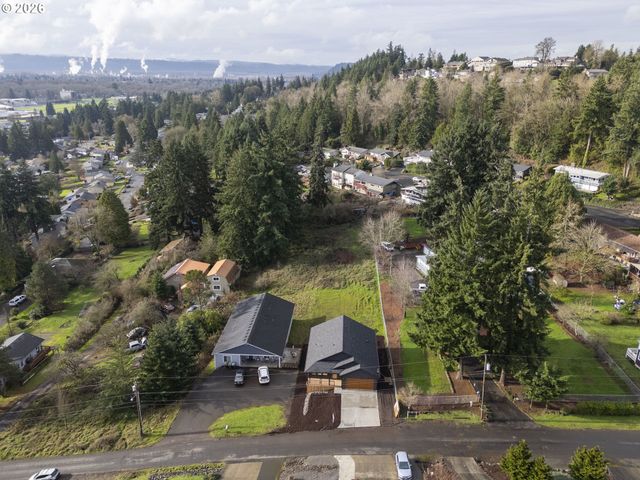 2333 W CASTLEMAN St, Longview, WA 98632