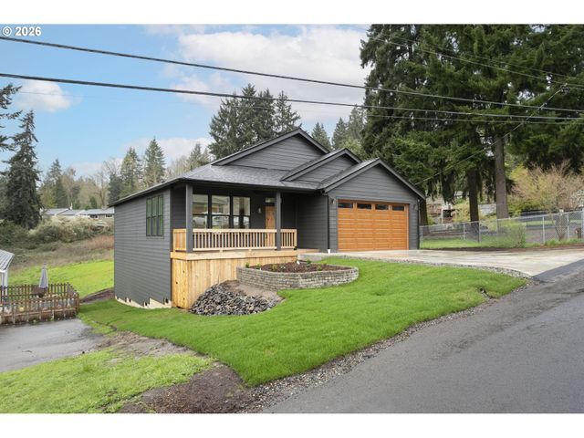2333 W CASTLEMAN St, Longview, WA 98632