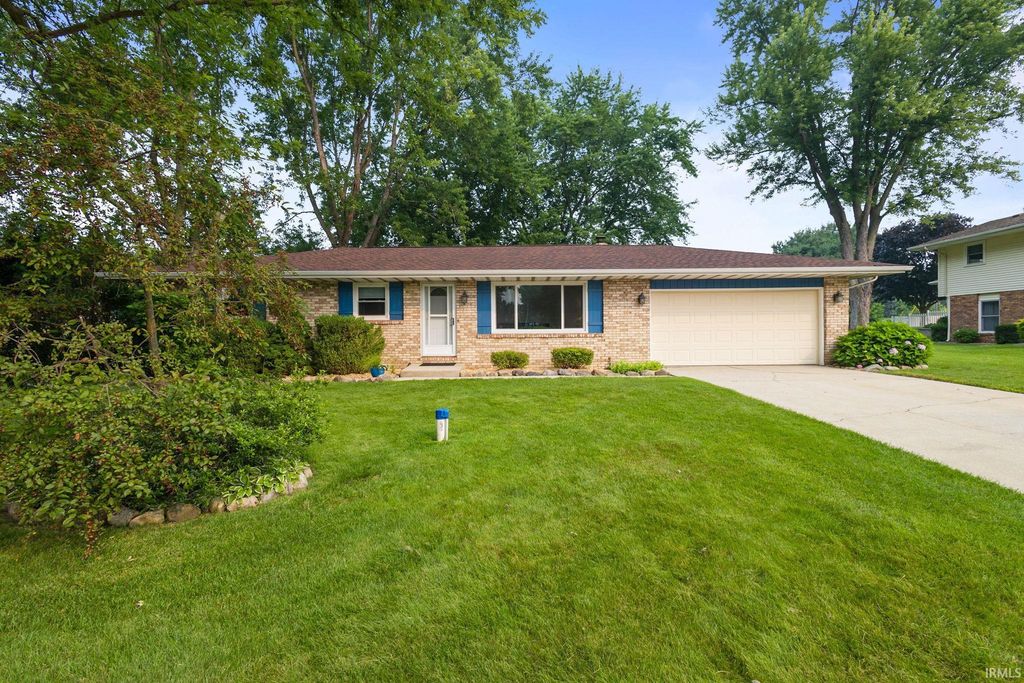 52233 Cheryl Drive, Granger, IN 46530