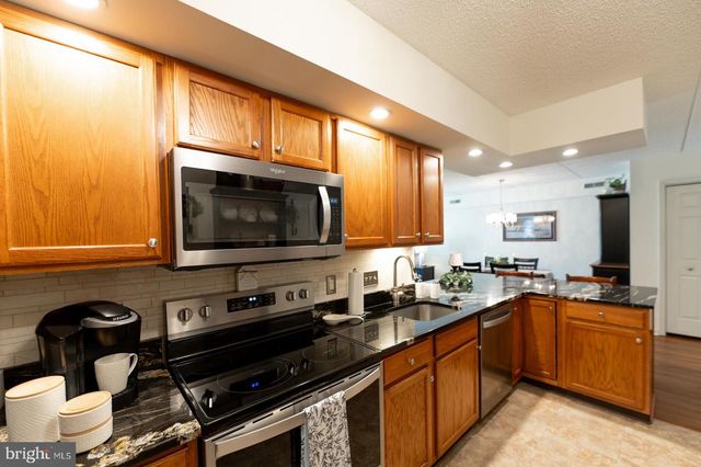 305 BRANDON, Norristown, PA 19403