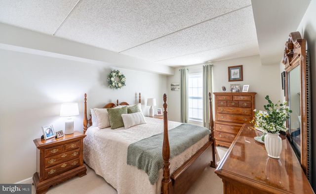 305 BRANDON, Norristown, PA 19403