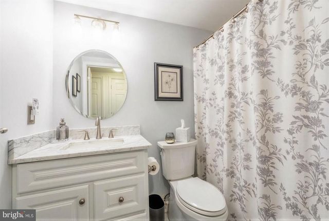 305 BRANDON, Norristown, PA 19403