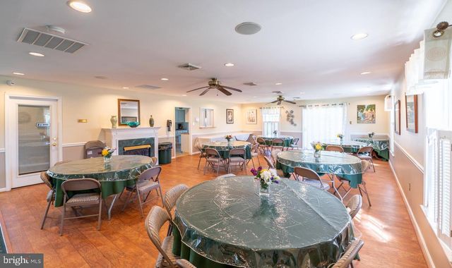 305 BRANDON, Norristown, PA 19403