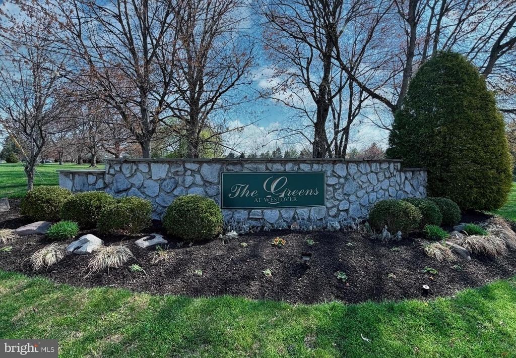 305 BRANDON, Norristown, PA 19403