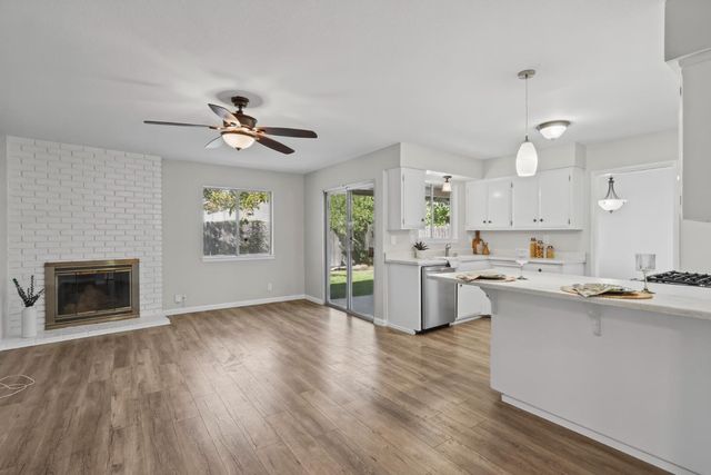 5701 Revelstok Dr, Sacramento, CA 95842