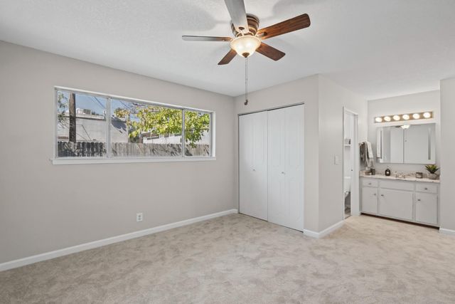 5701 Revelstok Dr, Sacramento, CA 95842