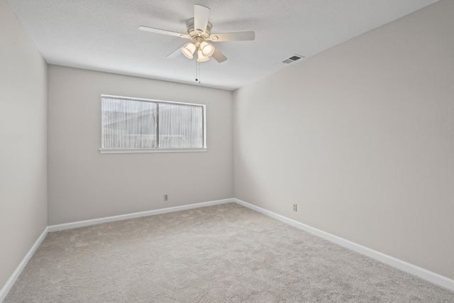 5701 Revelstok Dr, Sacramento, CA 95842