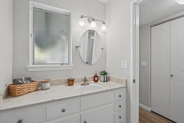 5701 Revelstok Dr, Sacramento, CA 95842