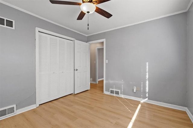 7550 State Line Road, Prairie Village, KS 66208