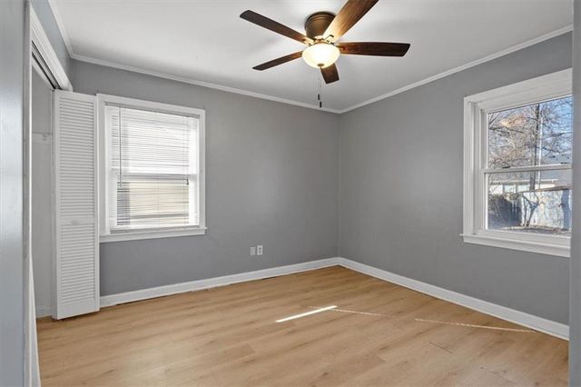 7550 State Line Road, Prairie Village, KS 66208