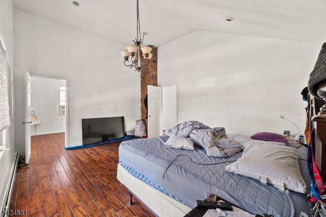 334 Brook Ave, Passaic City, NJ 07055