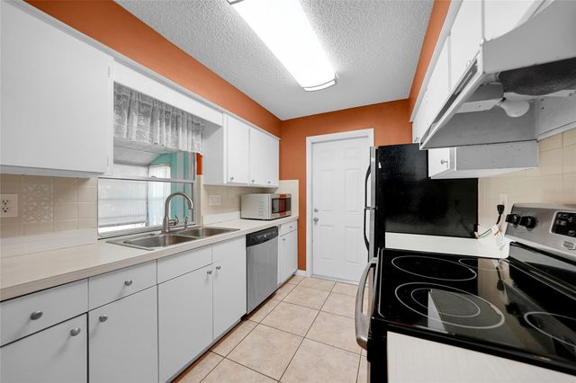 1100 SALINA AVENUE, Port Charlotte, FL 33948