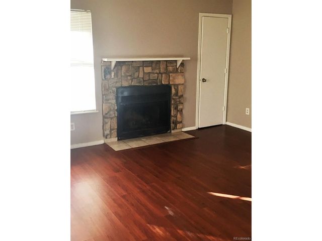 972 S Dearborn Way 5, Aurora, CO 80012