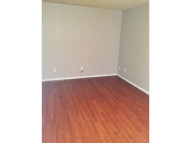 972 S Dearborn Way 5, Aurora, CO 80012