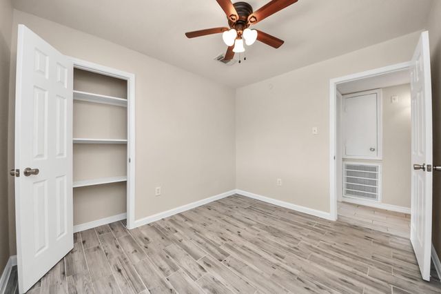 11915 Binghampton Drive, Houston, TX 77089