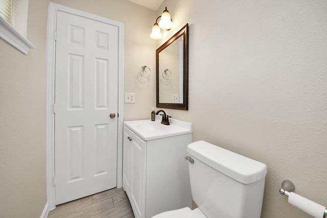 11915 Binghampton Drive, Houston, TX 77089