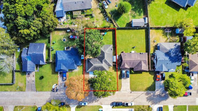 11915 Binghampton Drive, Houston, TX 77089