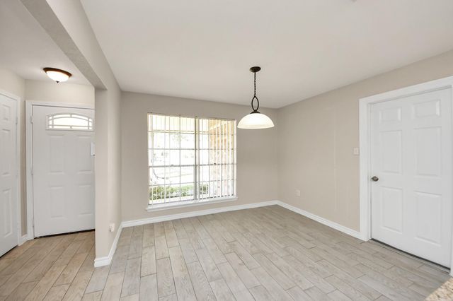 11915 Binghampton Drive, Houston, TX 77089