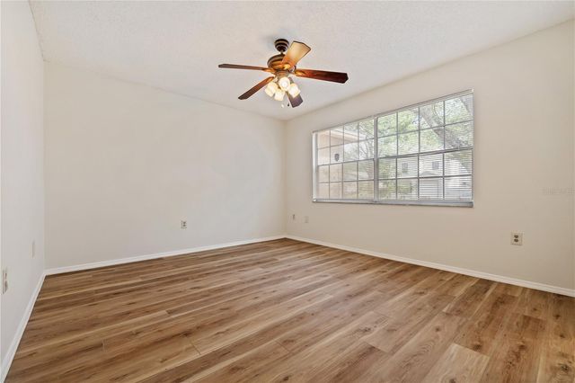 7607 GLADES COURT, Tampa, FL 33637