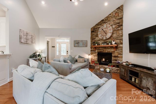 110 Mandy Lane, Tryon, NC 28782