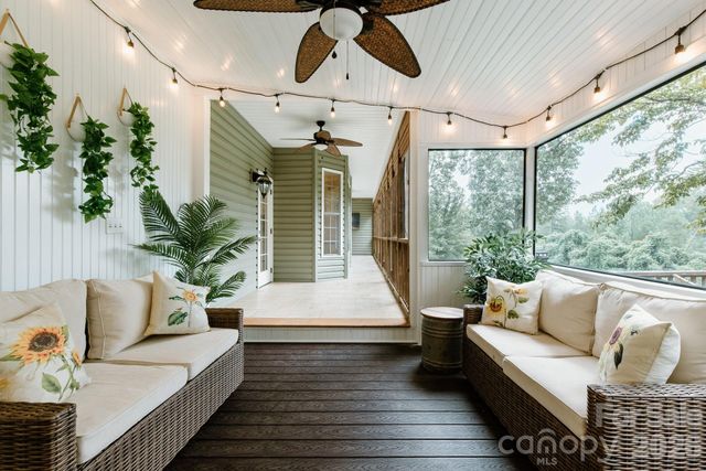 110 Mandy Lane, Tryon, NC 28782