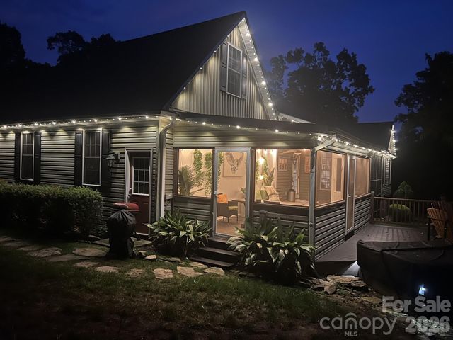 110 Mandy Lane, Tryon, NC 28782