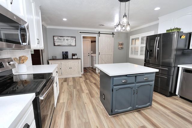 1196 Hunn Rd, Yuba City, CA 95991