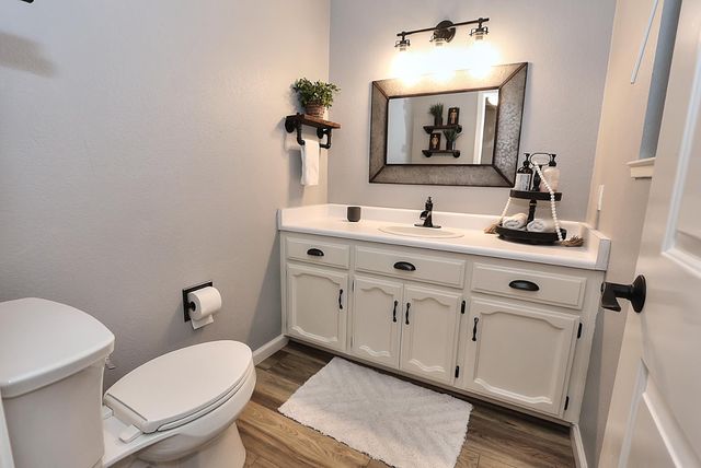 1196 Hunn Rd, Yuba City, CA 95991