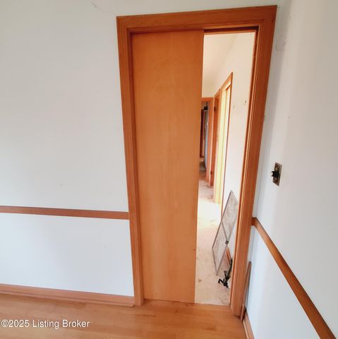 2013 Old Hickory Rd, Louisville, KY 40299