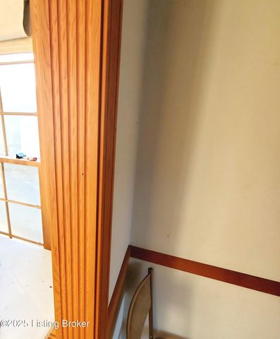 2013 Old Hickory Rd, Louisville, KY 40299