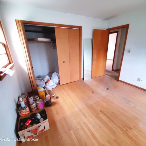 2013 Old Hickory Rd, Louisville, KY 40299