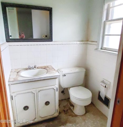 2013 Old Hickory Rd, Louisville, KY 40299