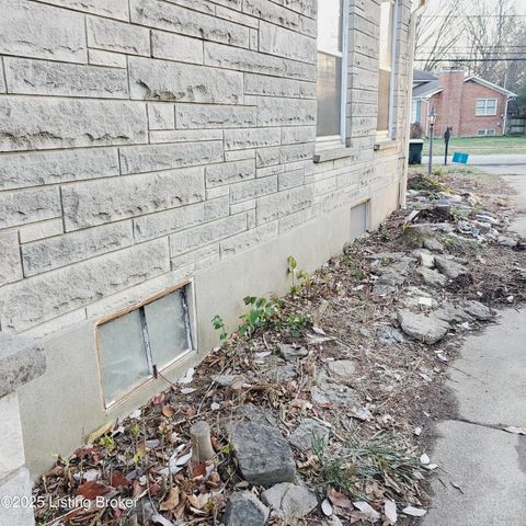 2013 Old Hickory Rd, Louisville, KY 40299