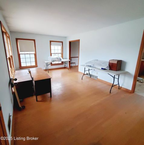 2013 Old Hickory Rd, Louisville, KY 40299