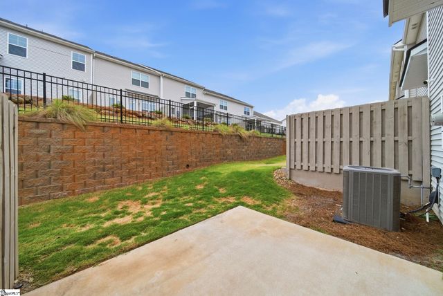 10 Camden Woods Trail, Greenville, SC 29607