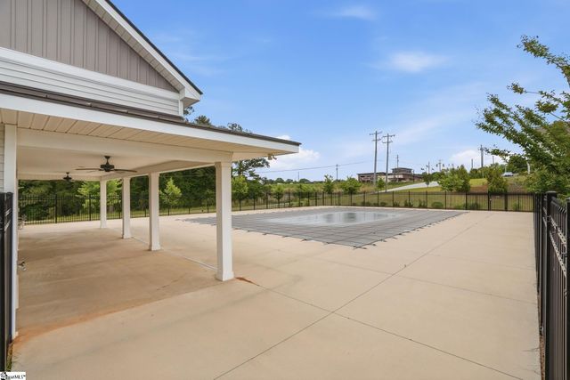 10 Camden Woods Trail, Greenville, SC 29607