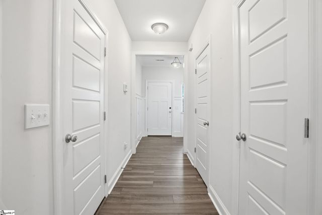 10 Camden Woods Trail, Greenville, SC 29607